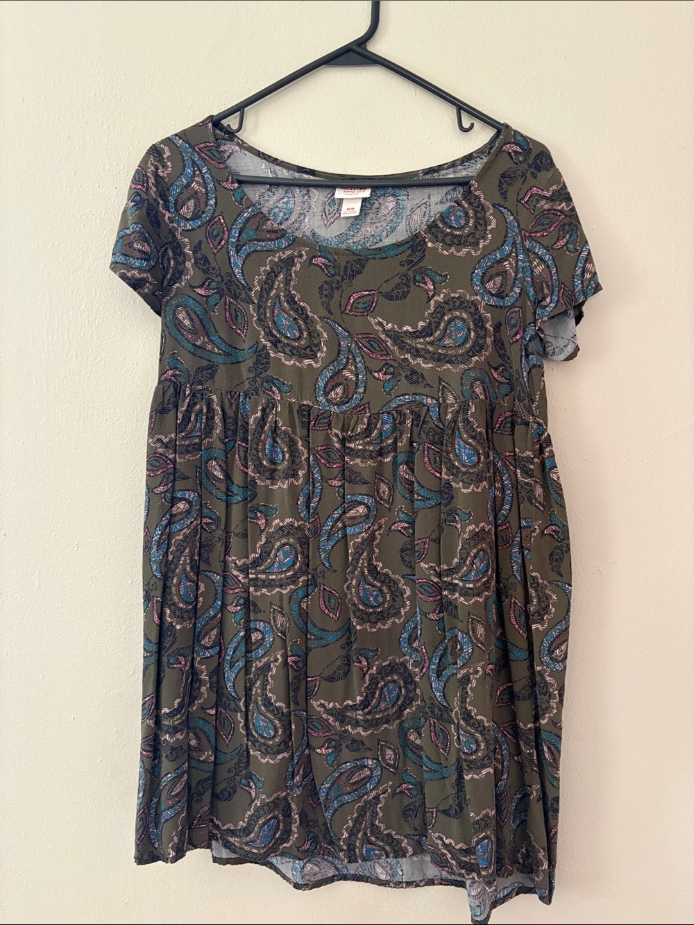 Mossimo Supply Co. Olive Paisley Short Sleeve Tunic with Blue & Pink Accents